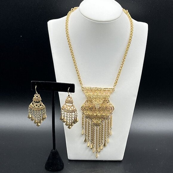 💜 Stella & Dot Alila Lace Necklace and Earring Set of 2 - Picture 10 of 13